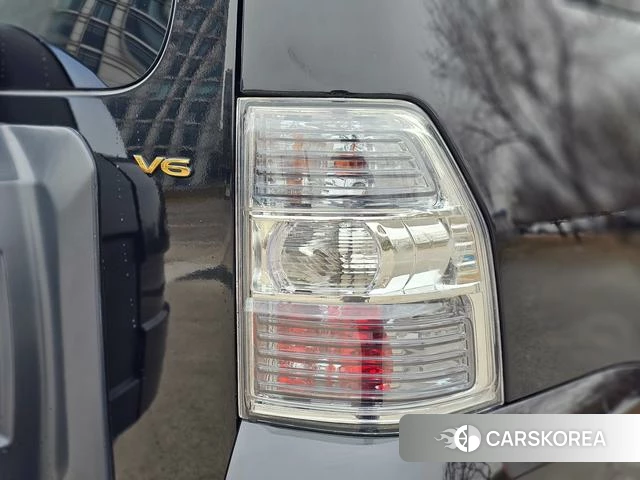 Mitsubishi  Pajero (imported) 2018 Черный из Китая
