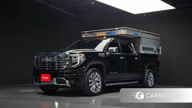 GMC Sierra 2023 Черный из Кореи