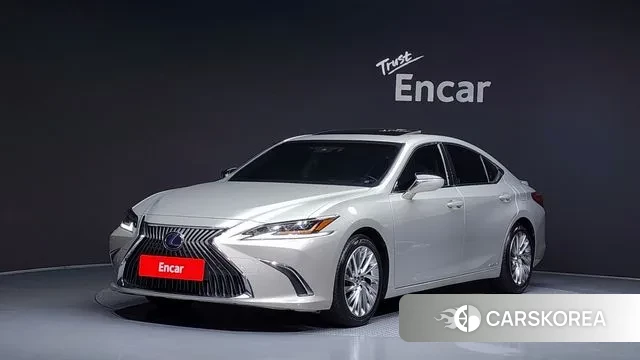 Lexus ES300h 7th generation 2019 Песочный из Кореи