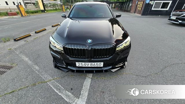 BMW 7 Series (G11) 2018 Черный из Кореи
