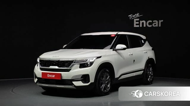 Kia Seltos 2022 Белый из Кореи
