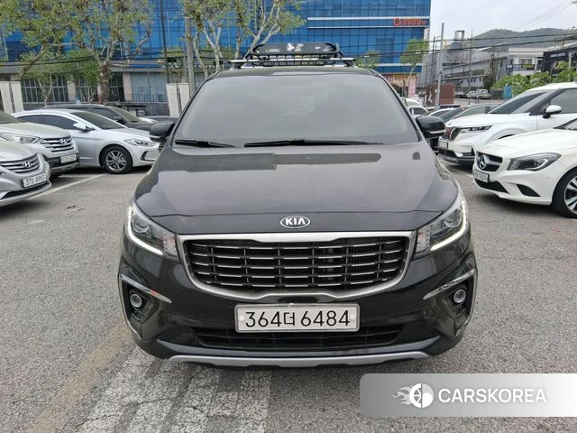 Kia The New Carnival 2018 Черный из Кореи