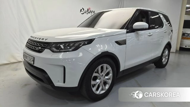 Land Rover Discovery 5 2020 Белый из Кореи