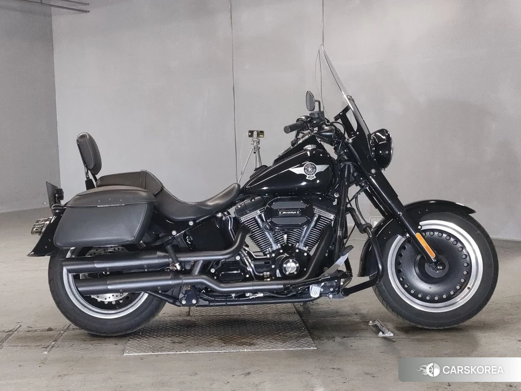 Проданный Harley-Davidson Softail Fat Boy S FLSTFBS1800 2016 из Японии, фото 2