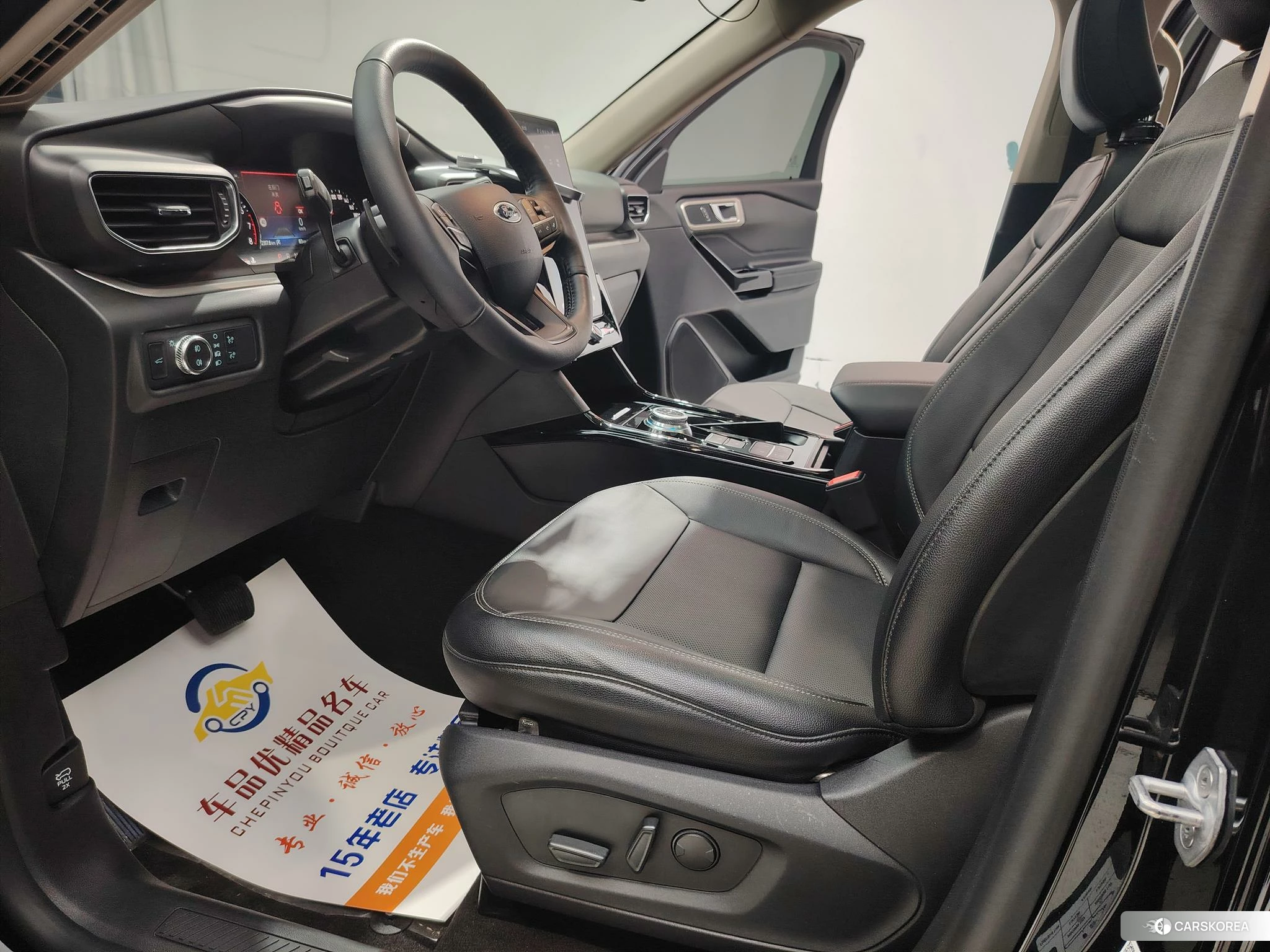 Ford Explorer 2020 Черный из Китая