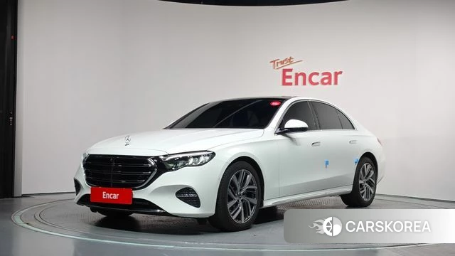 Mercedes-Benz E-Class W214 2024 Белый из Кореи