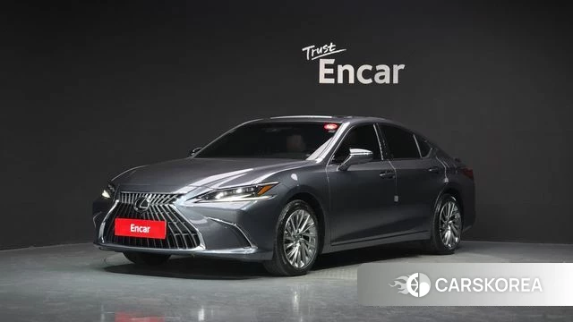 Lexus ES300h 7th generation 2024 Серый из Кореи
