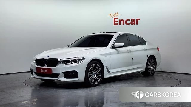 BMW 5 Series (G30) 2020 Белый из Кореи