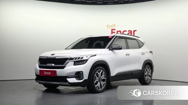 Kia Seltos 2019 Белый из Кореи