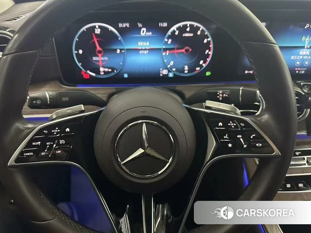 Mercedes-Benz E-class 2022 Черный из Китая