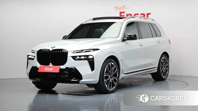 BMW X7 (G07) 2024 Белый из Кореи
