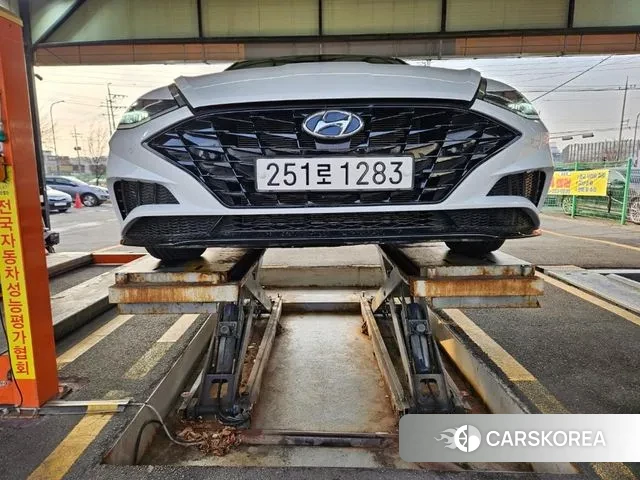 Hyundai Sonata (DN8) 2022 Белый из Кореи