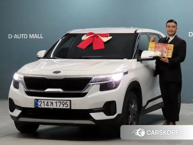 Kia Seltos 2019 Белый из Кореи