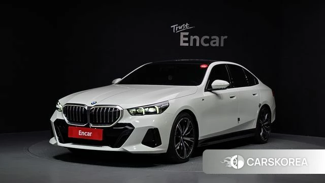 BMW 5 Series (G60) 2024 Белый из Кореи