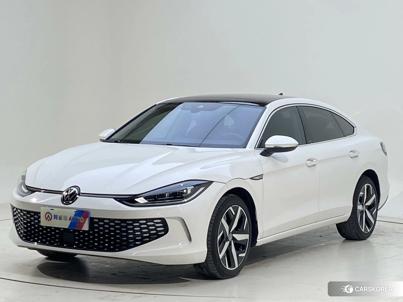 Volkswagen Lingdu 2022 Белый из Китая