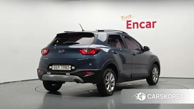 Kia Stonic 2018 Синий из Кореи