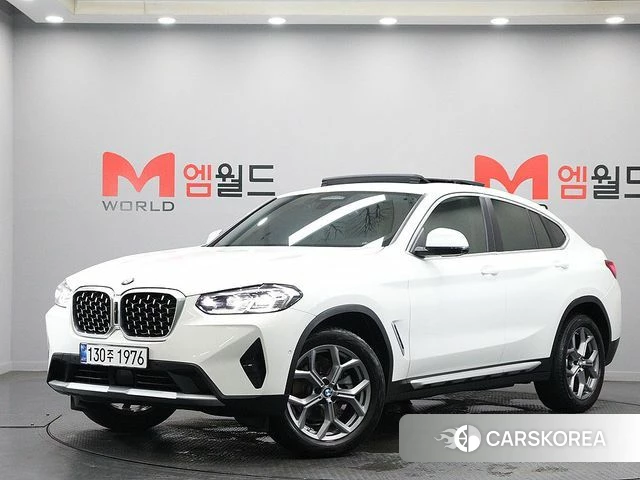 BMW X4 (G02) 2023 Белый из Кореи