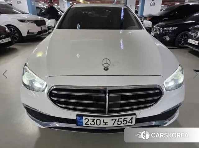 Mercedes-Benz E-Class W213 2022 Белый из Кореи