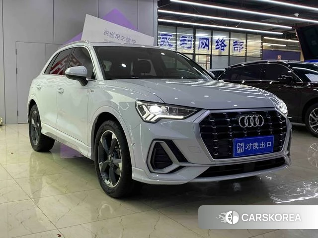 Audi Q3 2023 Белый из Китая
