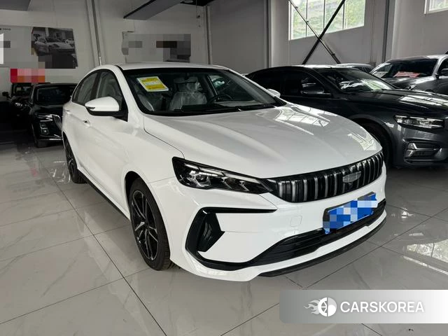 Geely Automobile Binrui 2026 Белый из Китая