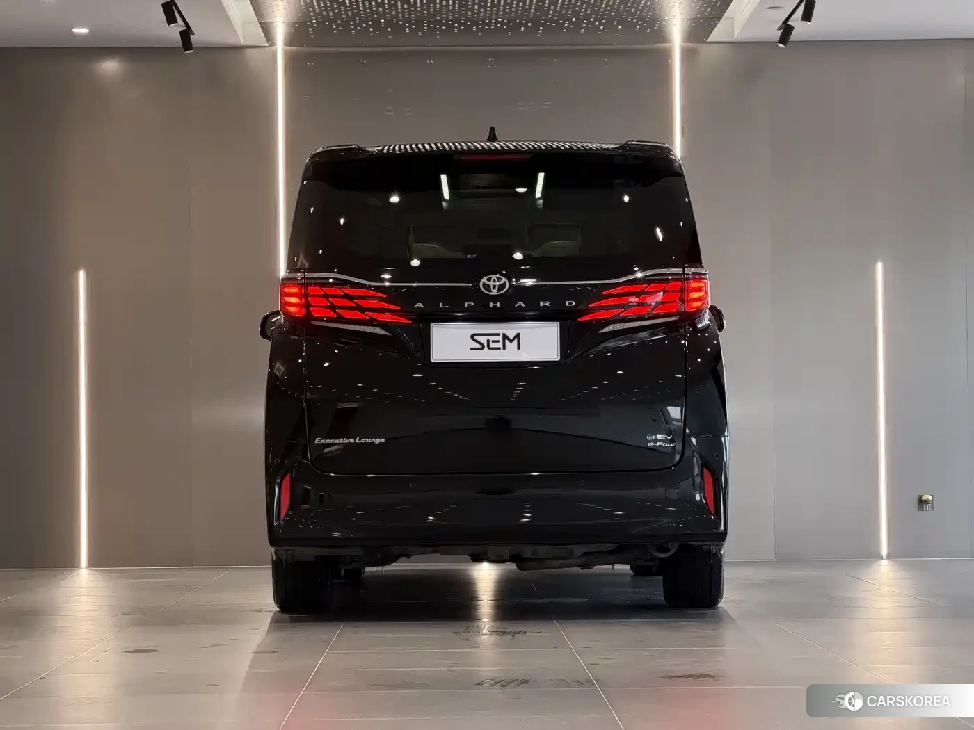 Toyota Elfa 2023 Черный из Китая, фото 2