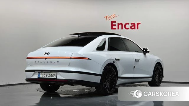 Hyundai Grandeur Hybrid (GN7) 2024 Белый из Кореи