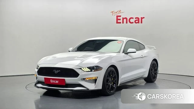 Ford Mustang 2019 Белый из Кореи