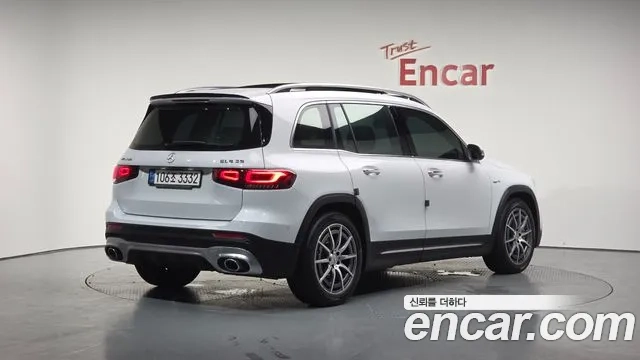 Mercedes-Benz GLB-Class X247 2021 Белый из Кореи