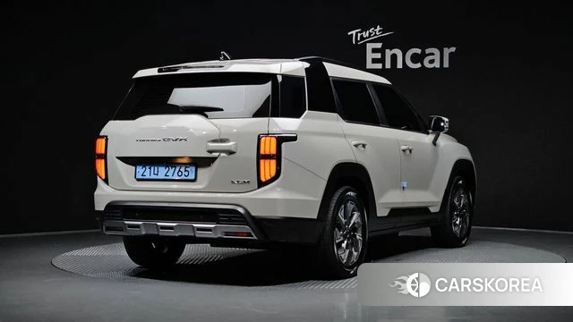 Ssangyong Torres EVX 2024 Жемчужный цвет из Кореи