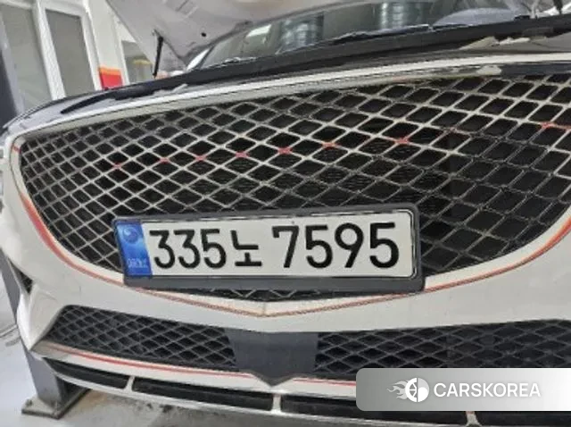 Genesis GV70 2021 Белый из Кореи