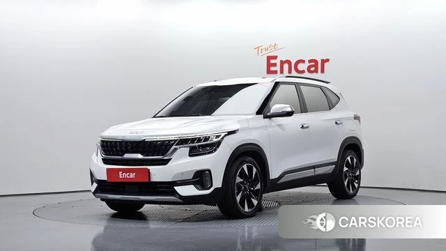 Kia Seltos 2022 Белый из Кореи