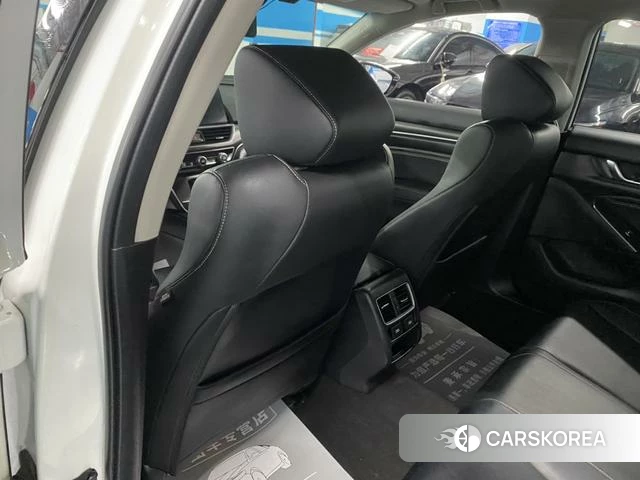 Honda Accord 2022 Белый из Китая