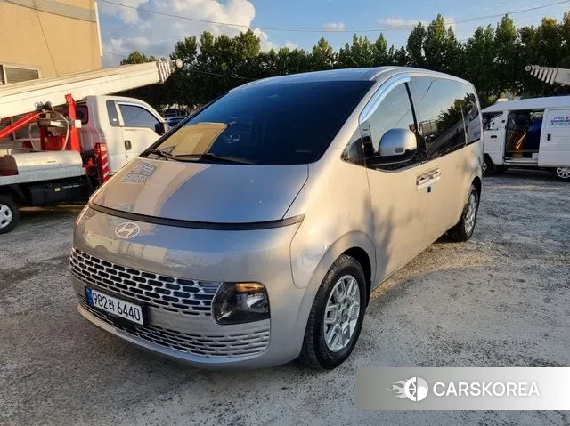 Hyundai Staria 2025 Серебряный из Кореи