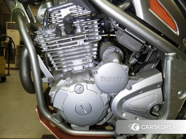 Engine photo