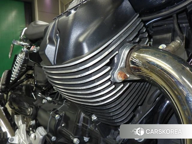 Engine photo