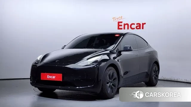 Tesla Model Y 2025 Черный из Кореи