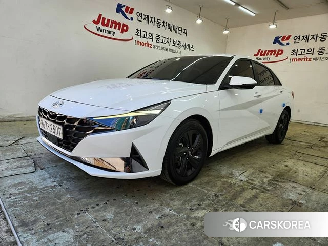 Hyundai Avante (CN7) 2022 Белый из Кореи