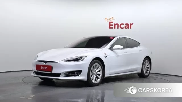 Tesla Model S 2018 Белый из Кореи