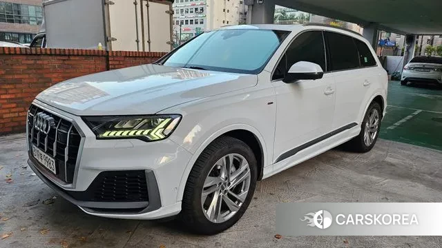 Audi Q7 (4M) 2021 Белый из Кореи