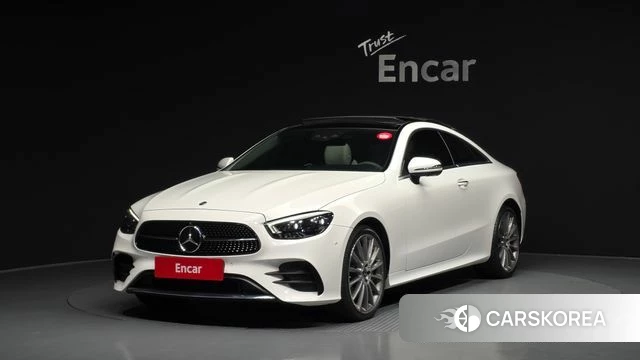 Mercedes-Benz E-Class W213 2021 Белый из Кореи