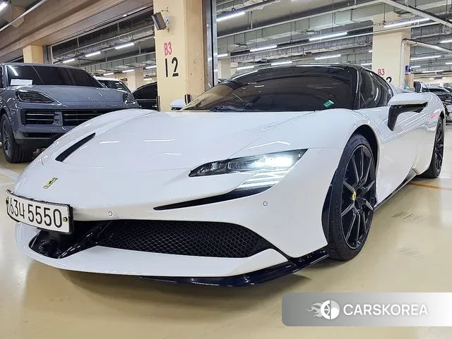 Ferrari SF90 Stradale 2021 Белый из Кореи