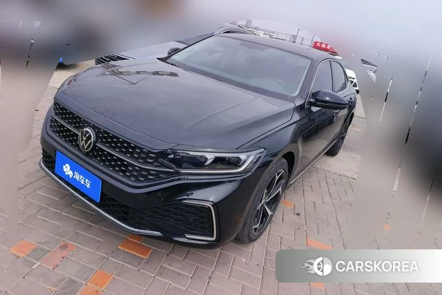 Volkswagen Passat 2023 Черный из Китая
