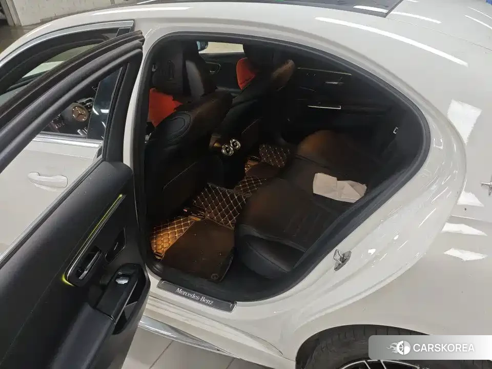 Mercedes-Benz C-class 2023 Белый из Китая