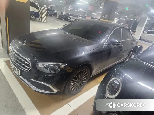 Mercedes-Benz E-Class W213 2020 Черный из Кореи