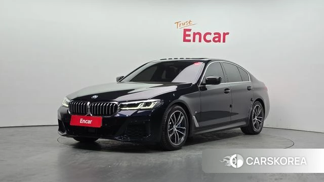BMW 5 Series (G30) 2023 Черный из Кореи