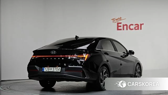Hyundai The New Avante (CN7) 2023 Черный из Кореи