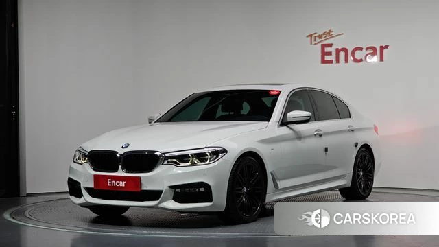 BMW 5 Series (G30) 2018 Белый из Кореи