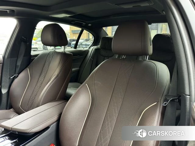 BMW 5 series 2021 Белый из Китая