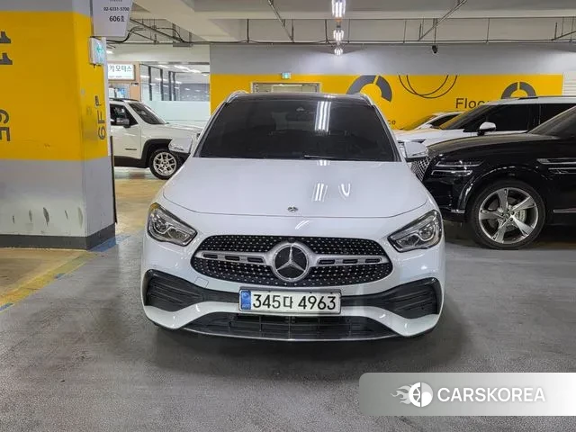Mercedes-Benz GLA - Class H247 2020 Белый из Кореи
