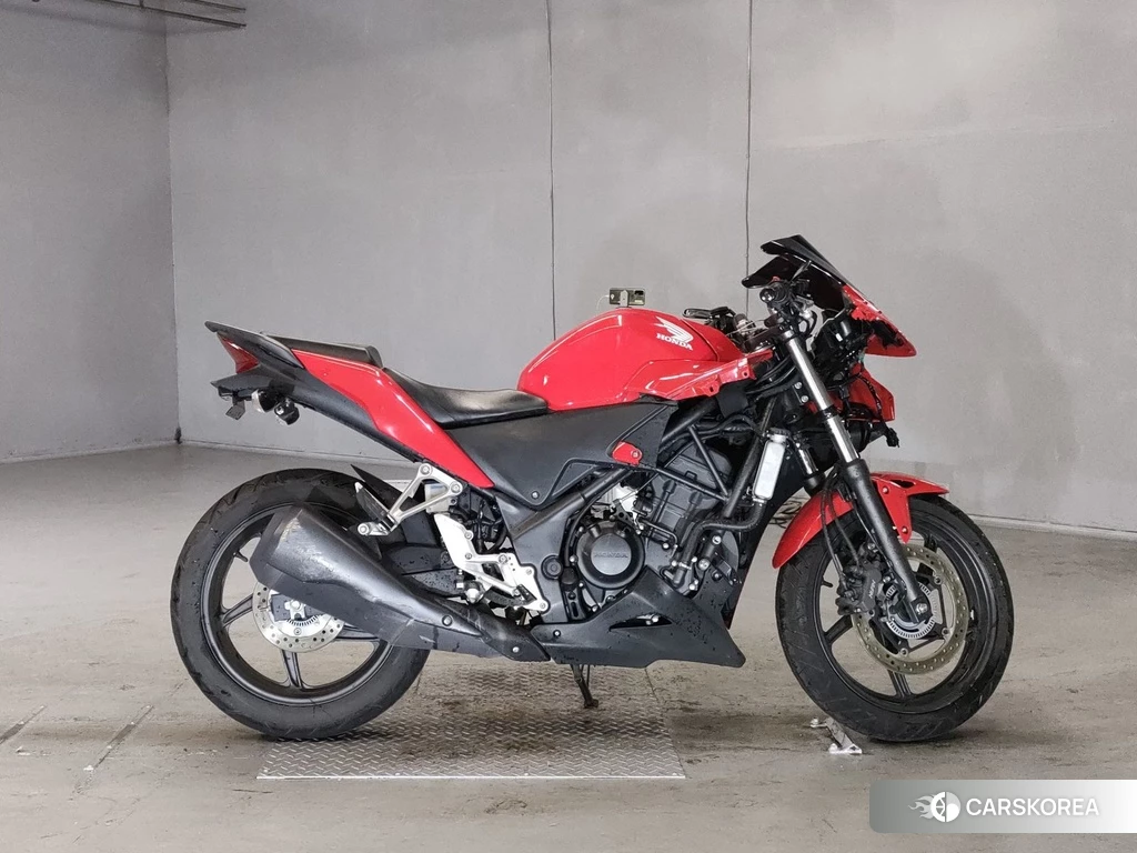 Проданный Honda CBR250R 2013 из Японии